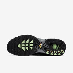 Nike Air Max Plus Black Particle Grey Vapour Green